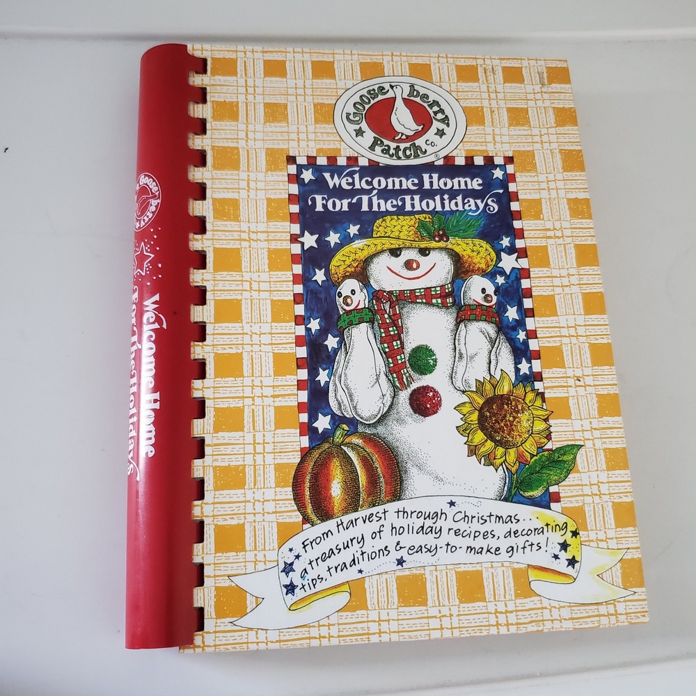 Gooseberry Patch Welcome Home For The Holidays Cookbook Spiral Bound 2006